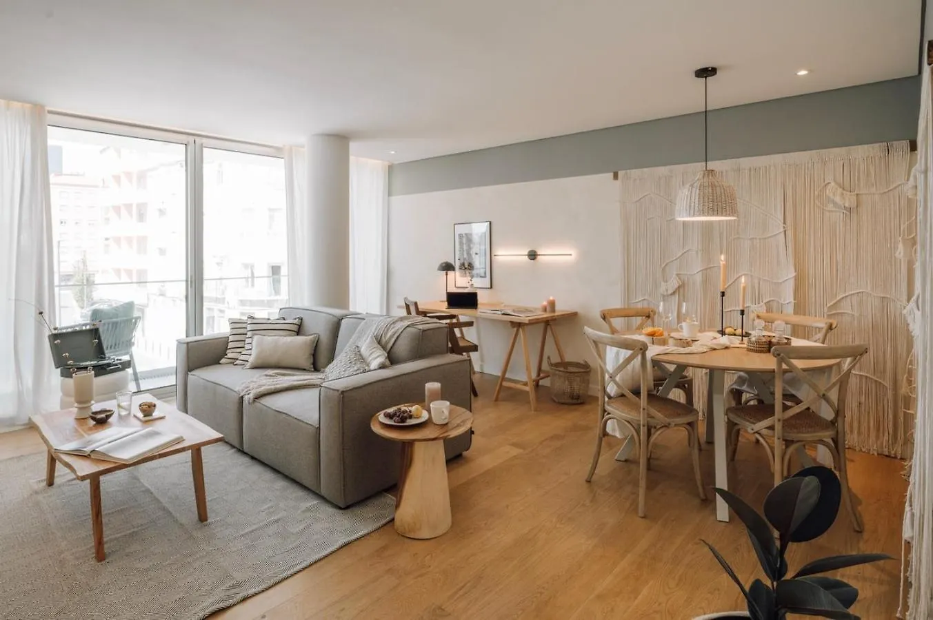 Sabaudia - 2 Bedrooms And Balcony In Alvaladeの連絡先
